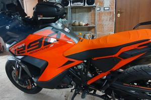 moto ktm  1290 adventura 
