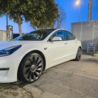 TESLA Model 3 PERFORMANCE (BATTERIA NUOVA 0KM)