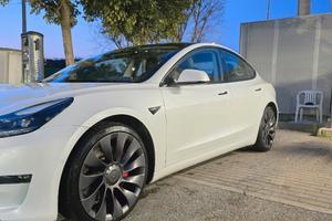 TESLA Model 3 PERFORMANCE (BATTERIA NUOVA 0KM)