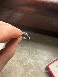 Anello in oro bianco e perla di tahiti