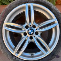 Cerchi con pneumatici BMW