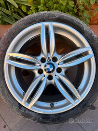 Cerchi con pneumatici BMW