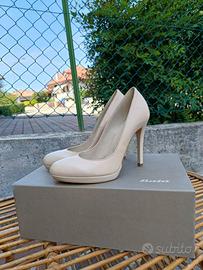 Scarpa decollete chiaro