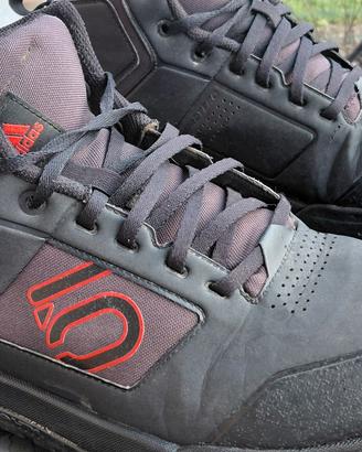 Adidas Five ten mid impact pro