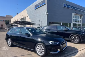 AUDI A4 Avant 30 TDI/136 CV S tronic Business Ad