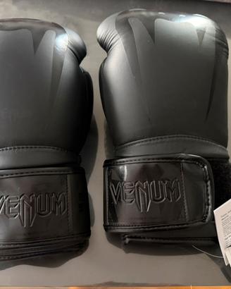 Guantoni Venum giant 3.0
