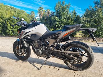 KTM 790 Duke - 2024