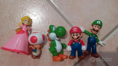 personaggi super Mario da collezione 