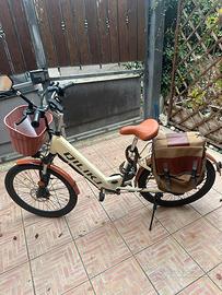 Bicicletta pedalata assistita