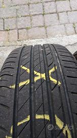 4 pneumatici Bridgestone 195 60/r16