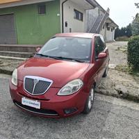 lancia ypsilon 1.3 mutijet 75 cv Versus