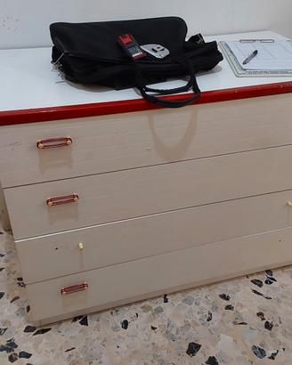 cassettiera
