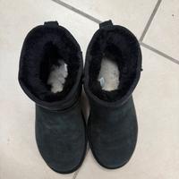 Ugg classici mini II nero 37