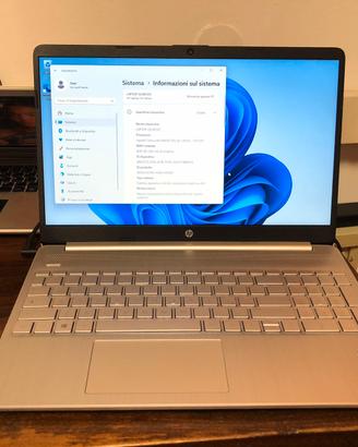 Portatile HP del 2023 come nuovo mai utilizzato