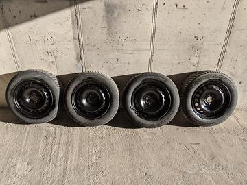 Cerchi in ferro macchina