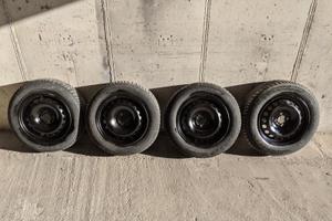 Cerchi in ferro macchina