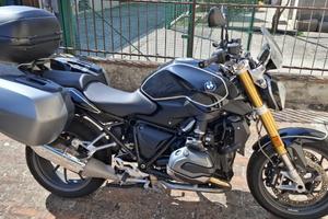 BMW R 1200 R - 2018 Black Edition