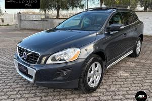 Volvo XC60 D5 Momentum “Tetto apribile” full optio