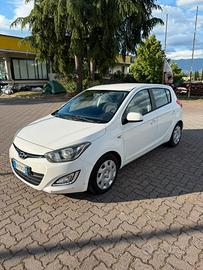 Hyundai I20 1.2 benzina/Gpl  OK NEOPATENTATI