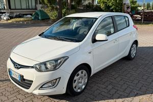 Hyundai I20 1.2 benzina/Gpl  OK NEOPATENTATI