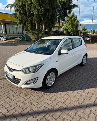 Hyundai I20 1.2 benzina/Gpl  OK NEOPATENTATI