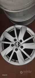 Cerchi in lega da 16"