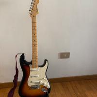 Chitarra Fender Stratocaster MEX