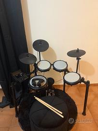 Batteria elettronica Alesis Nitro Max Kit