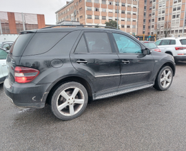 MERCEDES ML320 del 2008 TD NERO