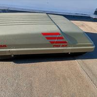 Box tetto auto Fapa con barre portatutto Fapa