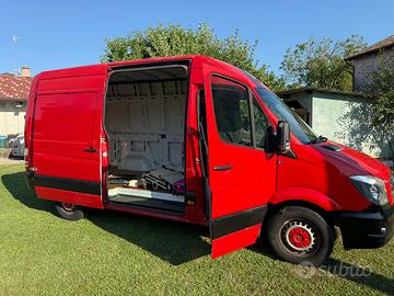 Mercedes sprinter