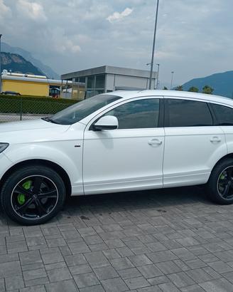 Audi Q7 Sline 3.0 240cv euro5