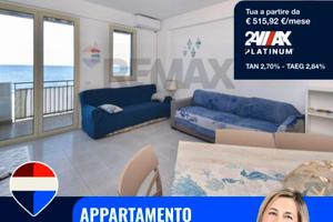 Frontemare n.2 appartamenti con garage