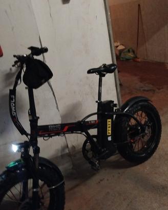 bici elettrica  usata 