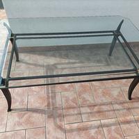 Tavolino in ferro battuto e cristallo 