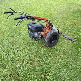 Falciatrice reversibile