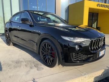 MASERATI Levante V6 AWD Nerissimo Edition