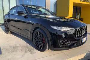 MASERATI Levante V6 AWD Nerissimo Edition