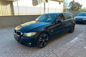 Bmw 320d Xdrive manuale pelle /320 automatica navi