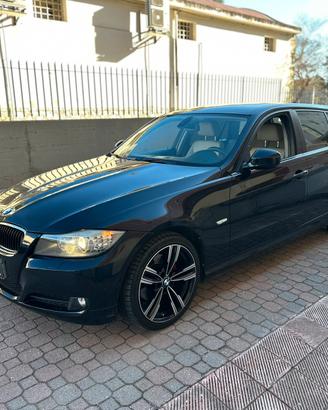 Bmw 320d Xdrive manuale pelle /320 automatica navi