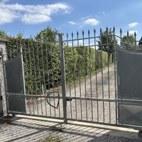 Cancello zincato carrabile e pedonale