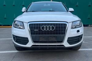 Vendiamo ricambi Audi Q5 2.0 tdi quattro