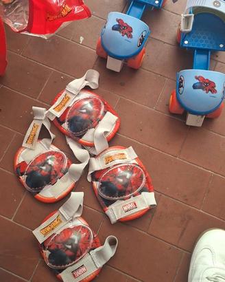 pattini a rotelle regolabili Spiderman bambini con