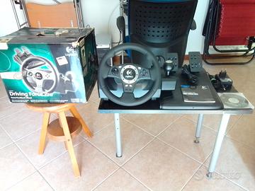 volante Logitech driving force pro