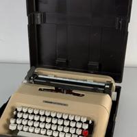 macchina da scrivere olivetti
