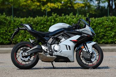 Cf Moto 675SR R - NUOVA