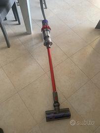 Dyson v 10 nuova