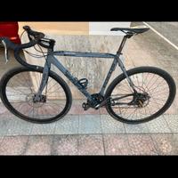 bici gravel focus