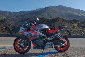 Aprilia Tuono 660 (2022) – 10.500 km, tagliandata