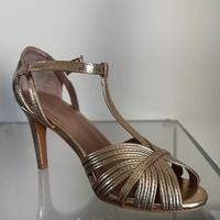 Scarpe dorate